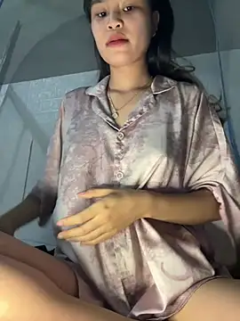 Bemi3_sexyy 网络视讯表演