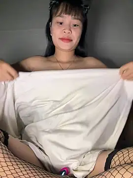 Bemi3_sexyy 网络视讯表演