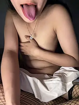 Bemi3_sexyy 网络视讯表演