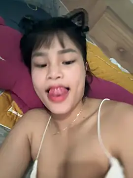 Bemi3_sexyy Show Webcam