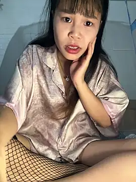Bemi3_sexyy 网络视讯表演