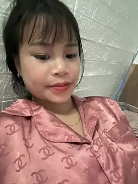Bemi3_sexyy Show Webcam