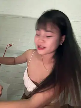 Bemi3_sexyy 在線直播表演
