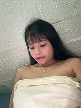 Bemi3_sexyy Show Webcam