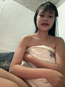 Bemi3_sexyy Show Webcam
