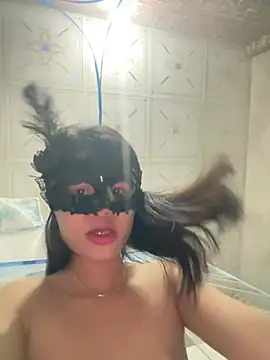 Bemi3_sexyy Show in webcam