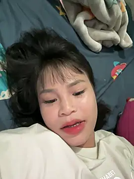 Bemi3_sexyy Show Webcam