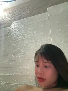 Bemi3_sexyy Show Webcam