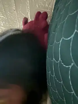 Bemi3_sexyy 网络视讯表演
