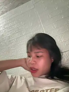 Bemi3_sexyy Pertunjukan Webcam