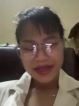 Bemi3_sexyy 网络视讯表演
