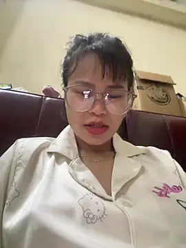Bemi3_sexyy 网络视讯表演