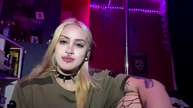 MistiPara's Live XXX Chat