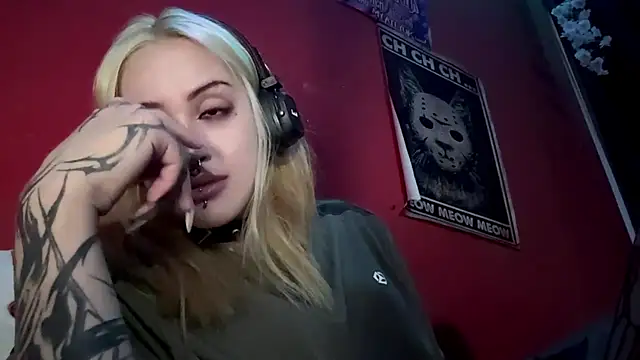 MistiPara's Webcam Show