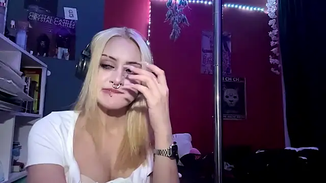 Chatroom XXX en direct de MistiPara