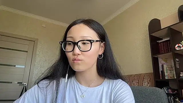 QueenOfCute webkamerás műsora