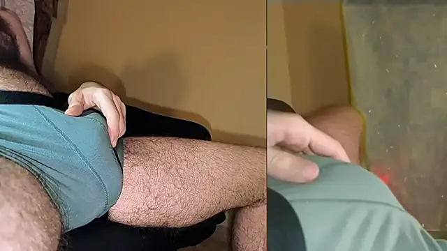NeverQuiteThere Webcam show