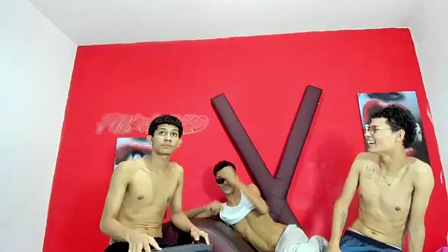 عرض كام PRETTY_LOVERS1