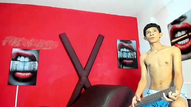 PRETTY_LOVERS1 Webcam-Show