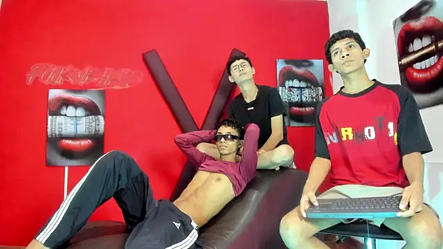 Show Webcam de PRETTY_LOVERS1