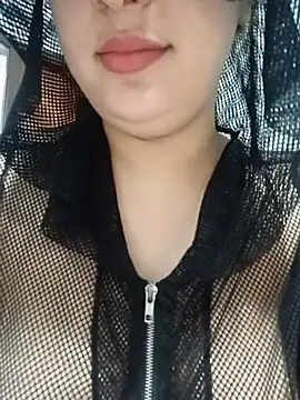 mimi_farwla Show Webcam