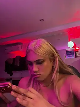 TsdomCatalinabdsm Show Webcam