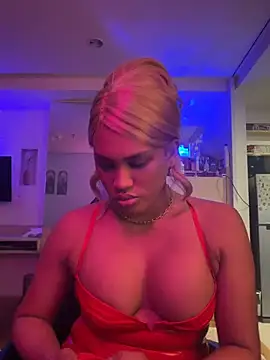 Show de TsdomCatalinabdsm na webcam