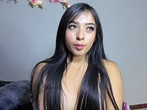 Chat XXX en directo de Conie_Squirtt