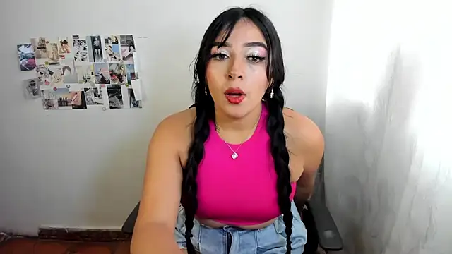 Conie_Squirtt's Live XXX Chat