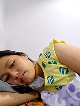 Ami-sexyy 网络视讯表演