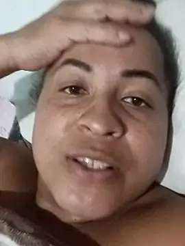 viverprazer20's Live XXX Chat