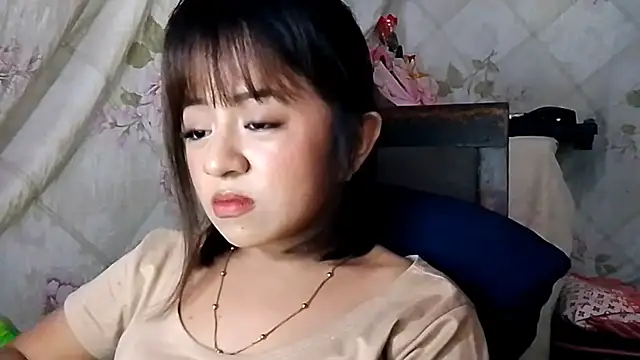 JulianeOstorga Pertunjukan Webcam