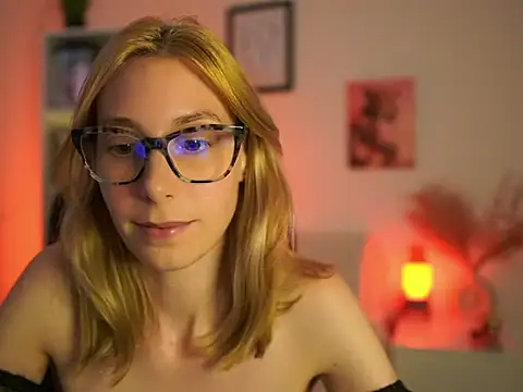 RachelMoore18's Webcam Show
