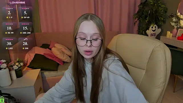 Meg_Ryann's Webcam Show