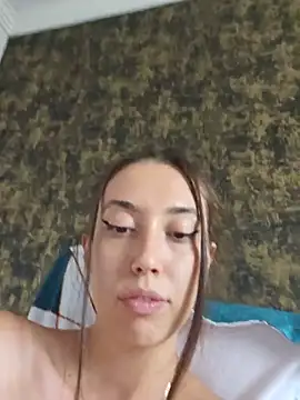 VirginPussySquirt: δια δικτυακό σόου στην κάμερα