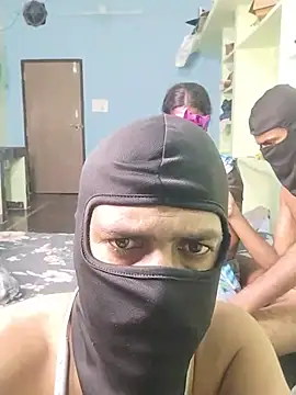 Gangbangsex09 webkamerás műsora
