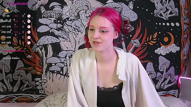 MineDollSk webcam show