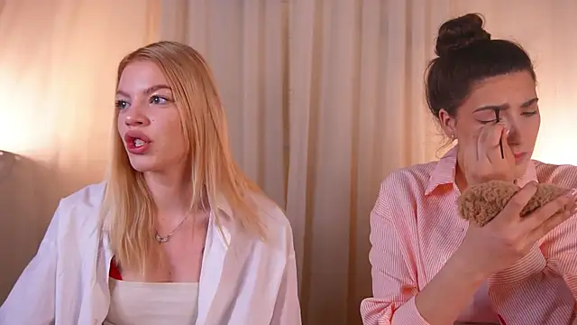 SongLiller webcam show