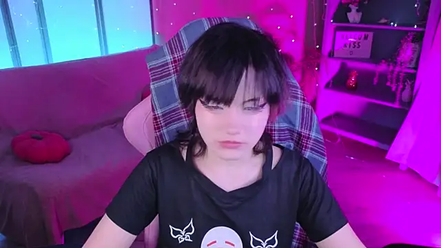 _Arlie_ XXX чат на живо