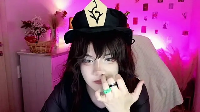 XXX chat uživo modela _Arlie_