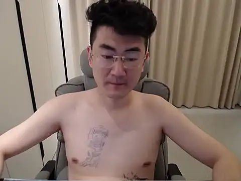 fan98766 网络视讯表演