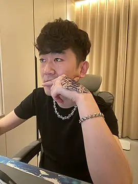 fan98766 网络视讯表演