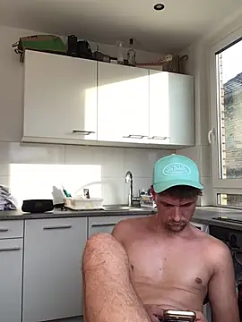 youngplayboymmm webcam show