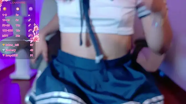 Chat +18 de dahlia_grey ao vivo