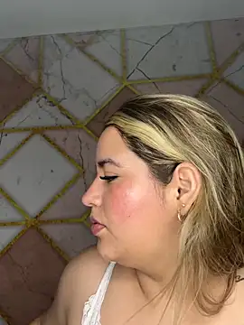 Amiraa_malia's Webcam Show