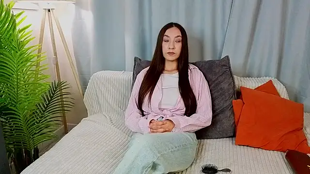 JinnyMenzella's Live XXX Chat