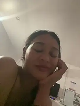 kayyanikaengcapa Pertunjukan Webcam