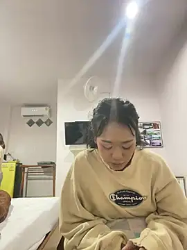 kayyanikaengcapa Pertunjukan Webcam