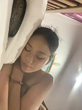 kayyanikaengcapa Pertunjukan Webcam