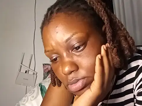 calmest230 Adlı Modelin Canlı XXX Sohbeti